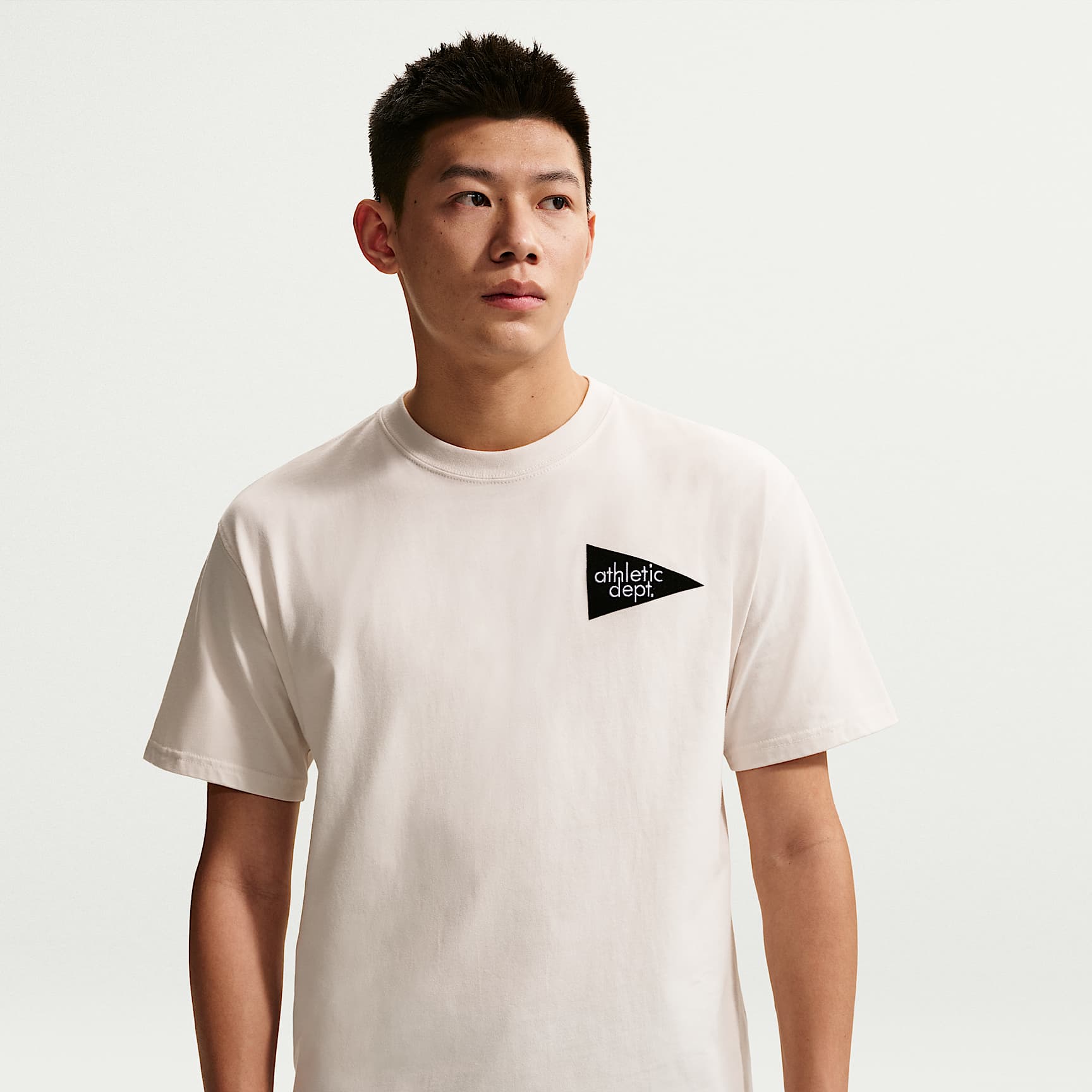 NIKE公式】ナイキ スポーツウェア Tシャツ.オンラインストア (通販サイト)